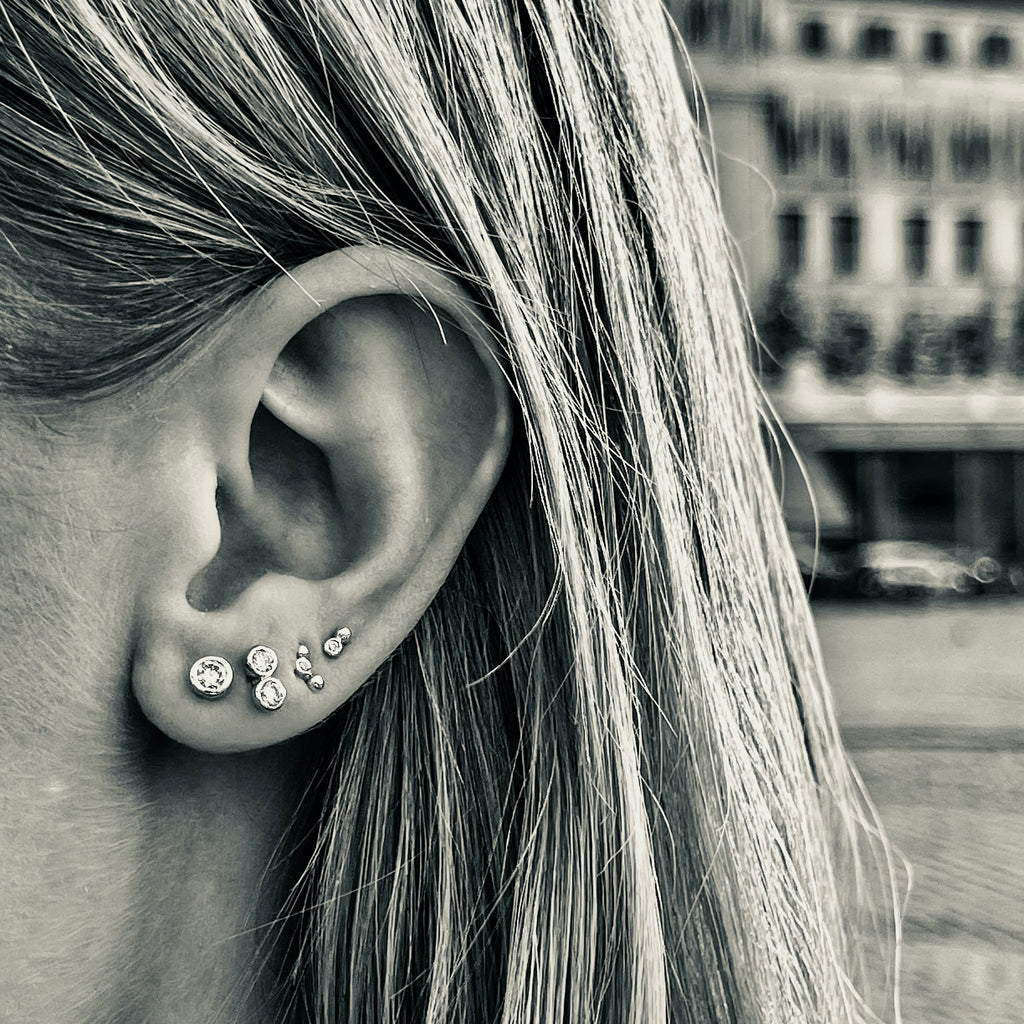 SEATTLE, Pacific Duo Studs, Gold/Diamond