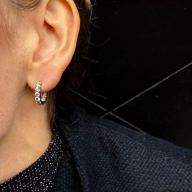 OLYMPIA, Calliope inside/out huggies 2,20ct 16mm, Gold/White