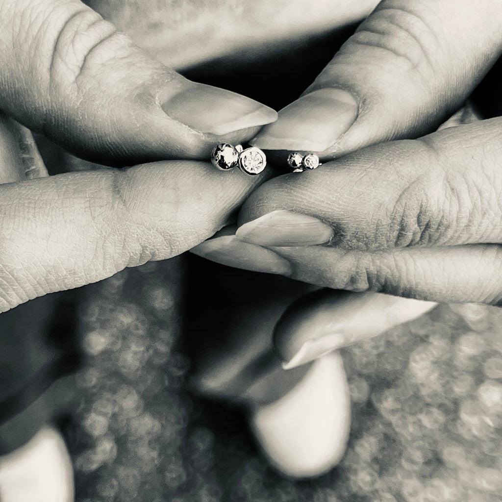 SEATTLE, Tech Duo Studs, Gold/Emerald