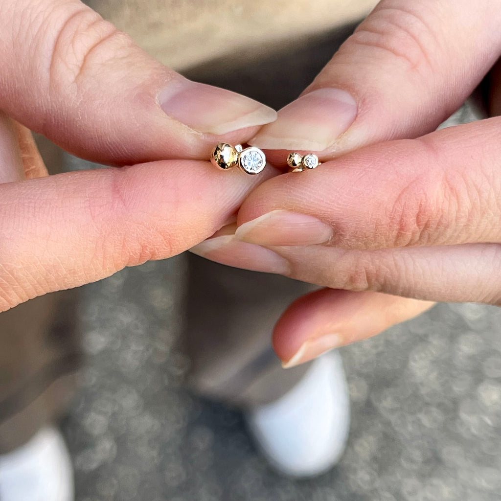 SEATTLE, Flight Mini Duo Studs, Gold/Diamond