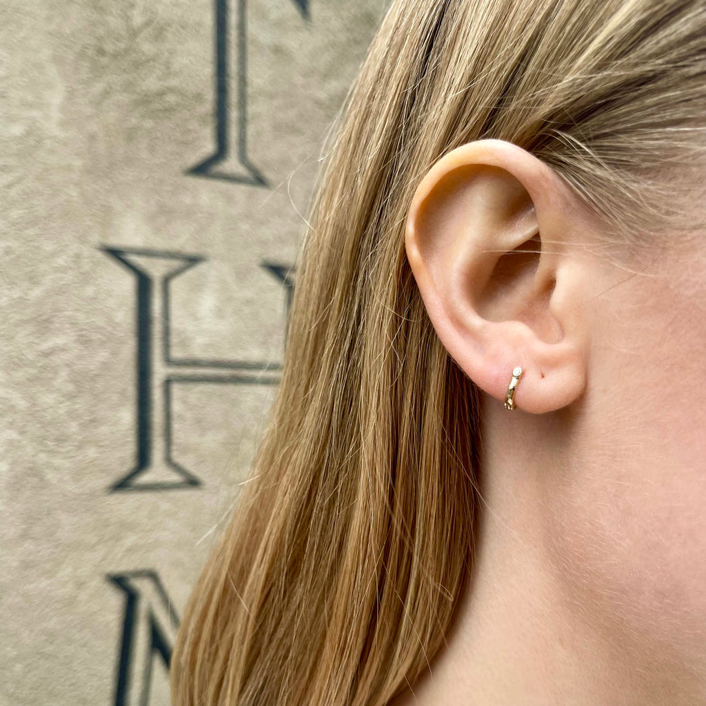 DUBLIN, Huggies Micro 7mm, Gold/Diamond