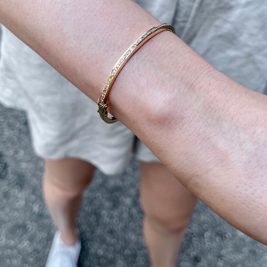 DIAMONDS, 1/2-Line Classic Bangle, gold/white
