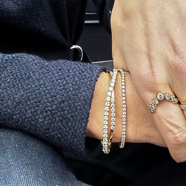 BANGLES, 7-Bezels-Bangle 0,65ct, gold/diamonds