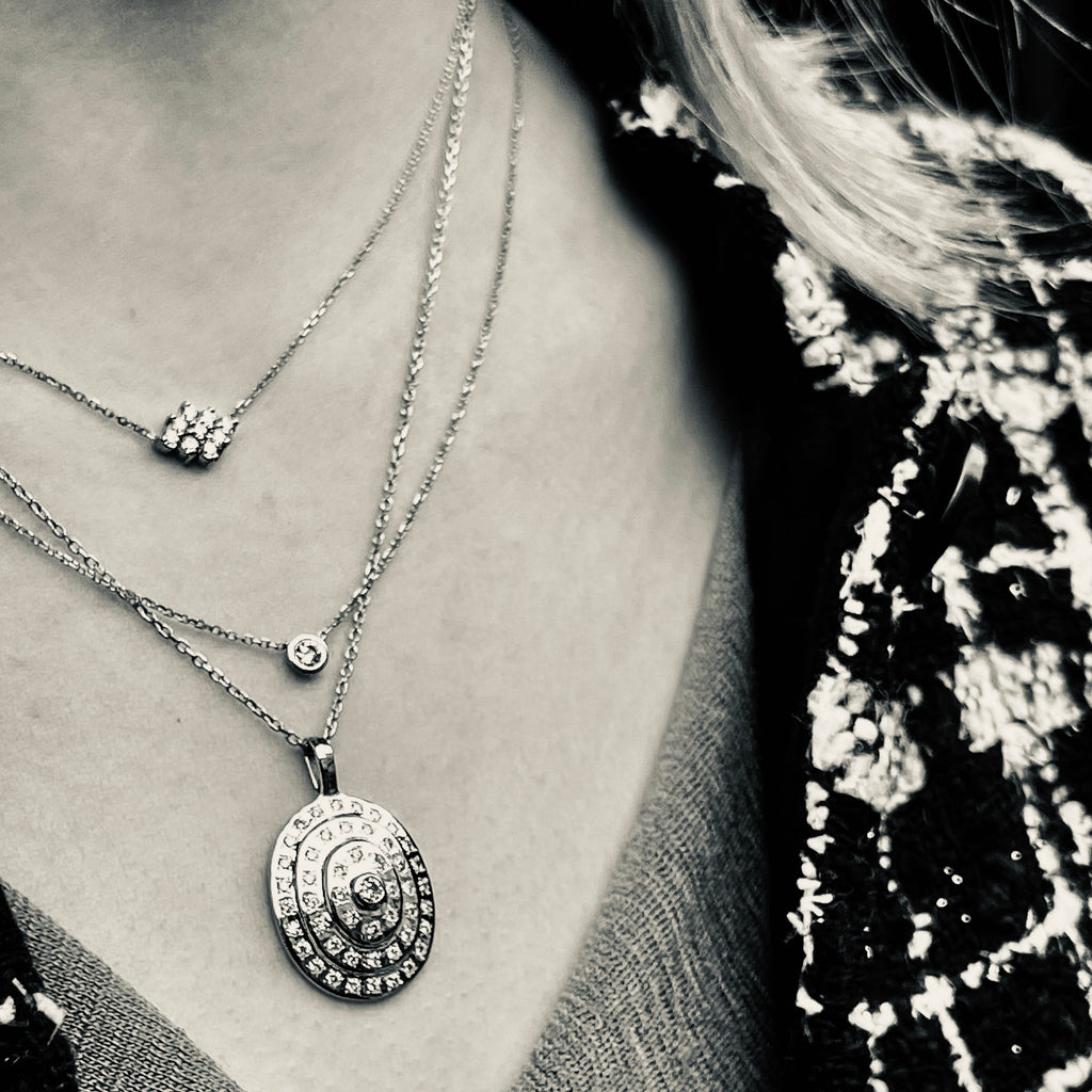NEW VINTAGE, Large Oval Pendant, Gold/White