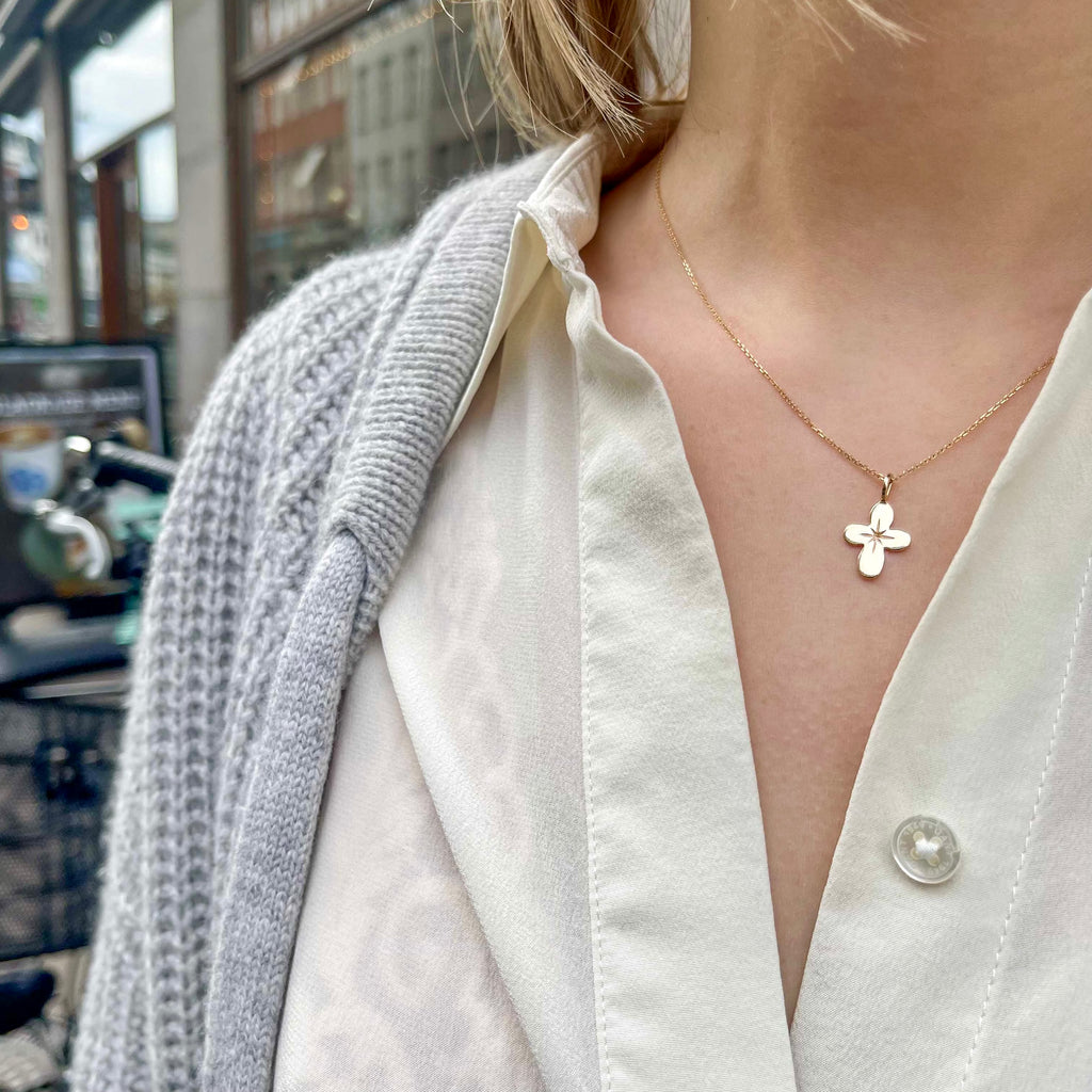 CONSTANTINOPLE, Dagmar Pendant, Gold/white