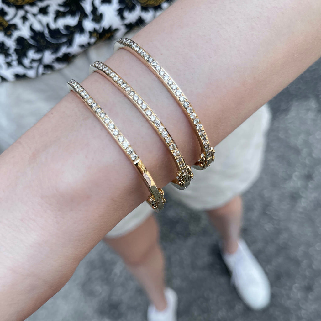 DIAMONDS, 1/4-Line Large Diamonds-Bangle, gold/white