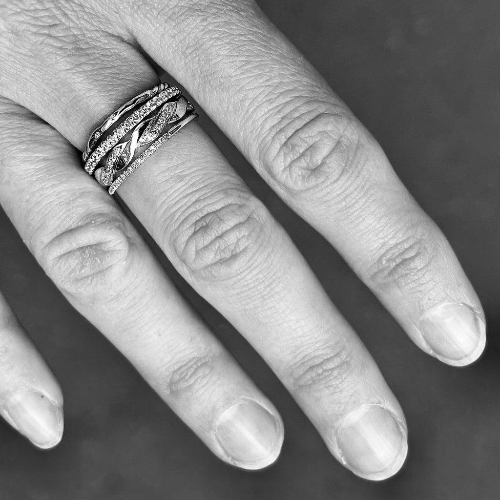 Aligned, Eternity Twirl, Gold/White