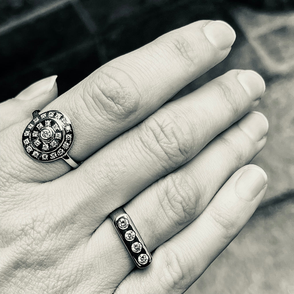 NEW VINTAGE, Classic Oval ring, Gold/White