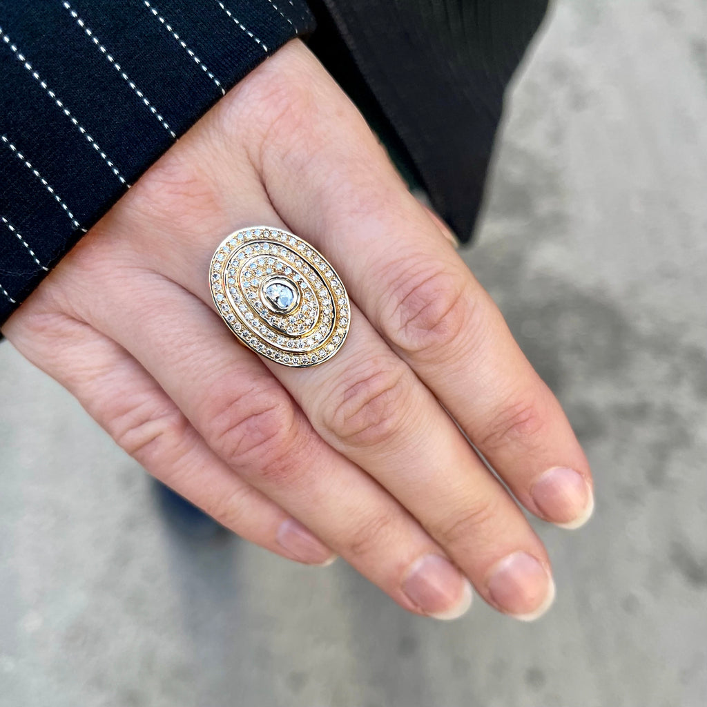 MODERN VINTAGE, Victorian Luxury 0,90ct Ring, Gold/White