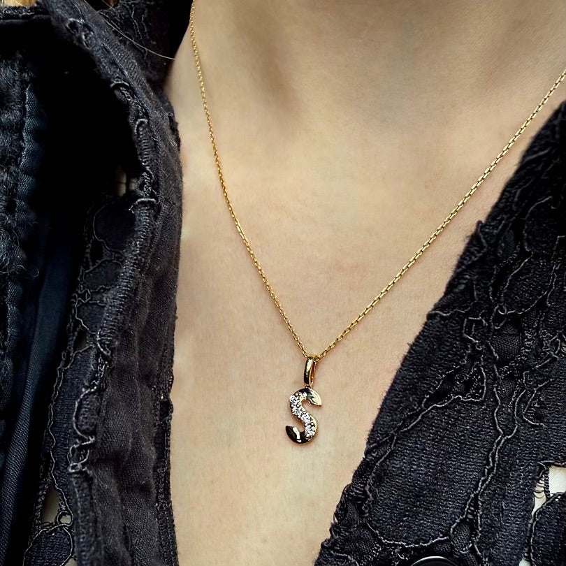 LETTERS, S Diamond Pendant 0,10ct, Gold/Diamonds