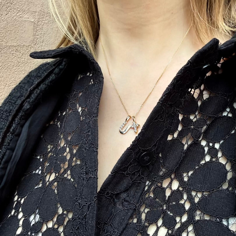 LETTERS, U Diamond Pendant 0,10ct, Gold/Diamonds