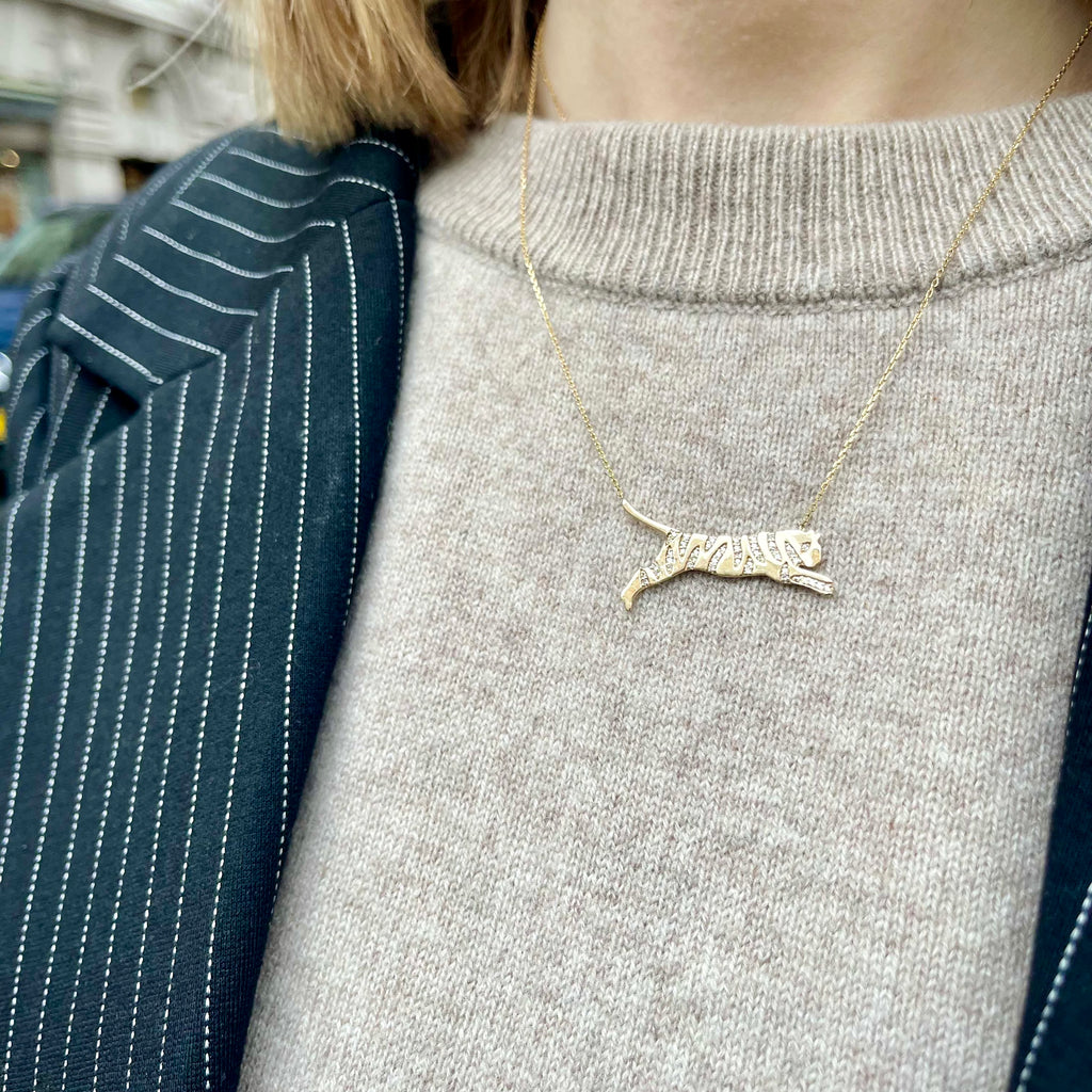 I-AM-A-TIGER,  Jump Necklace, Gold/Diamonds