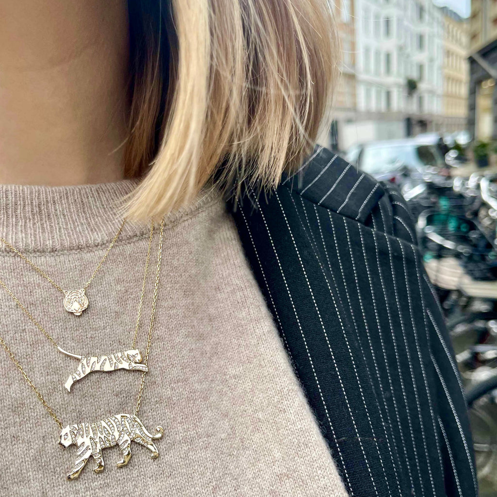 I-AM-A-TIGER,  Head-of Necklace, Gold/Diamonds