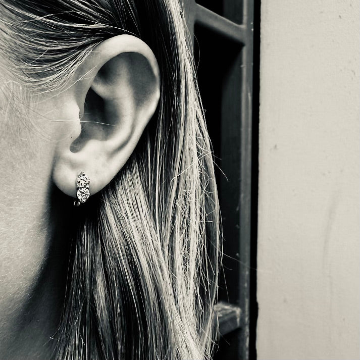 OLYMPIA, Clio huggies, 0,82ct 10mm, Gold/White