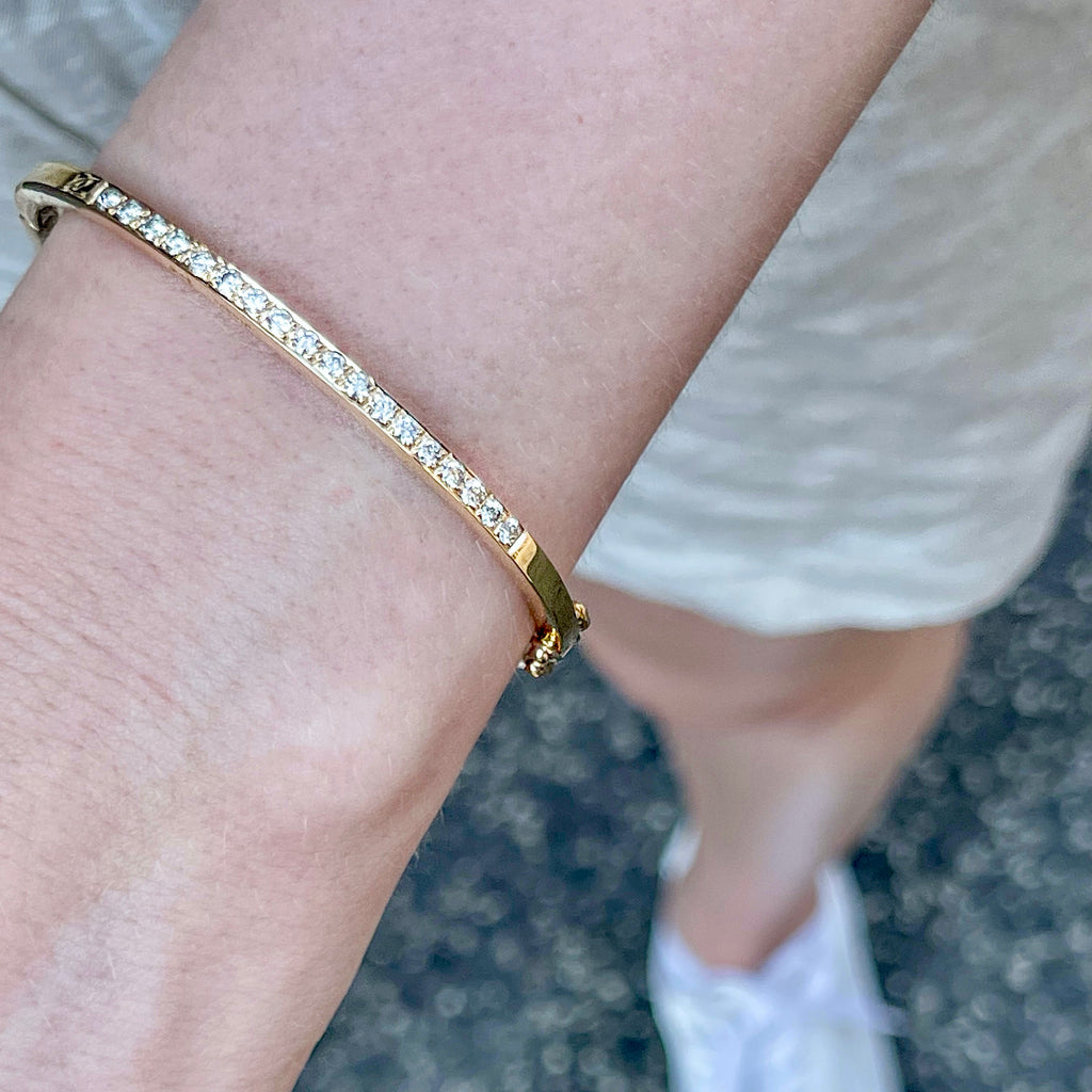 DIAMONDS, 1/4-Line Large Diamonds-Bangle, gold/white