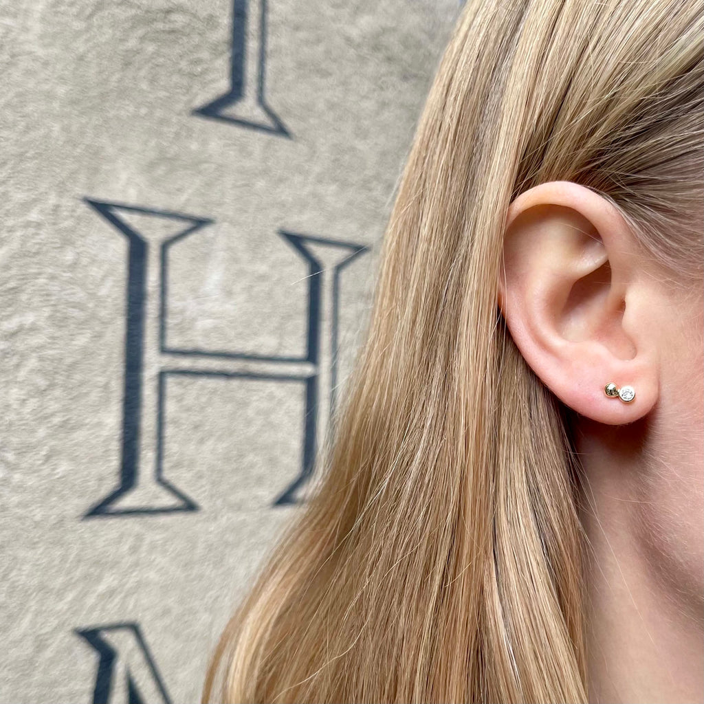 SEATTLE, Tech Duo Studs, Gold/Diamond