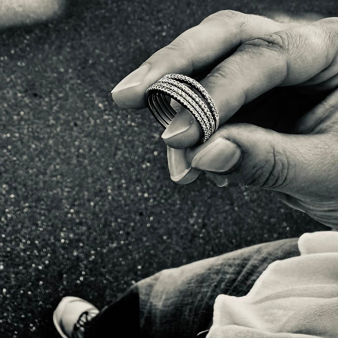 Aligned, 1/1-Line Eternity mini 0,24 ct, Gold/White