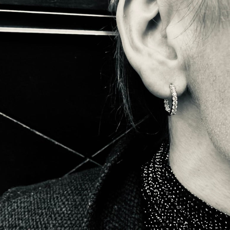 OLYMPIA, LYRA inside/out huggies 0,80ct 16mm, Gold/White