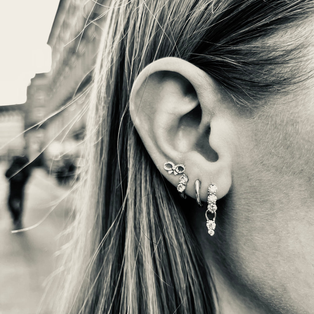 OLYMPIA, Hermes huggies 12mm 0,66ct, Gold/White