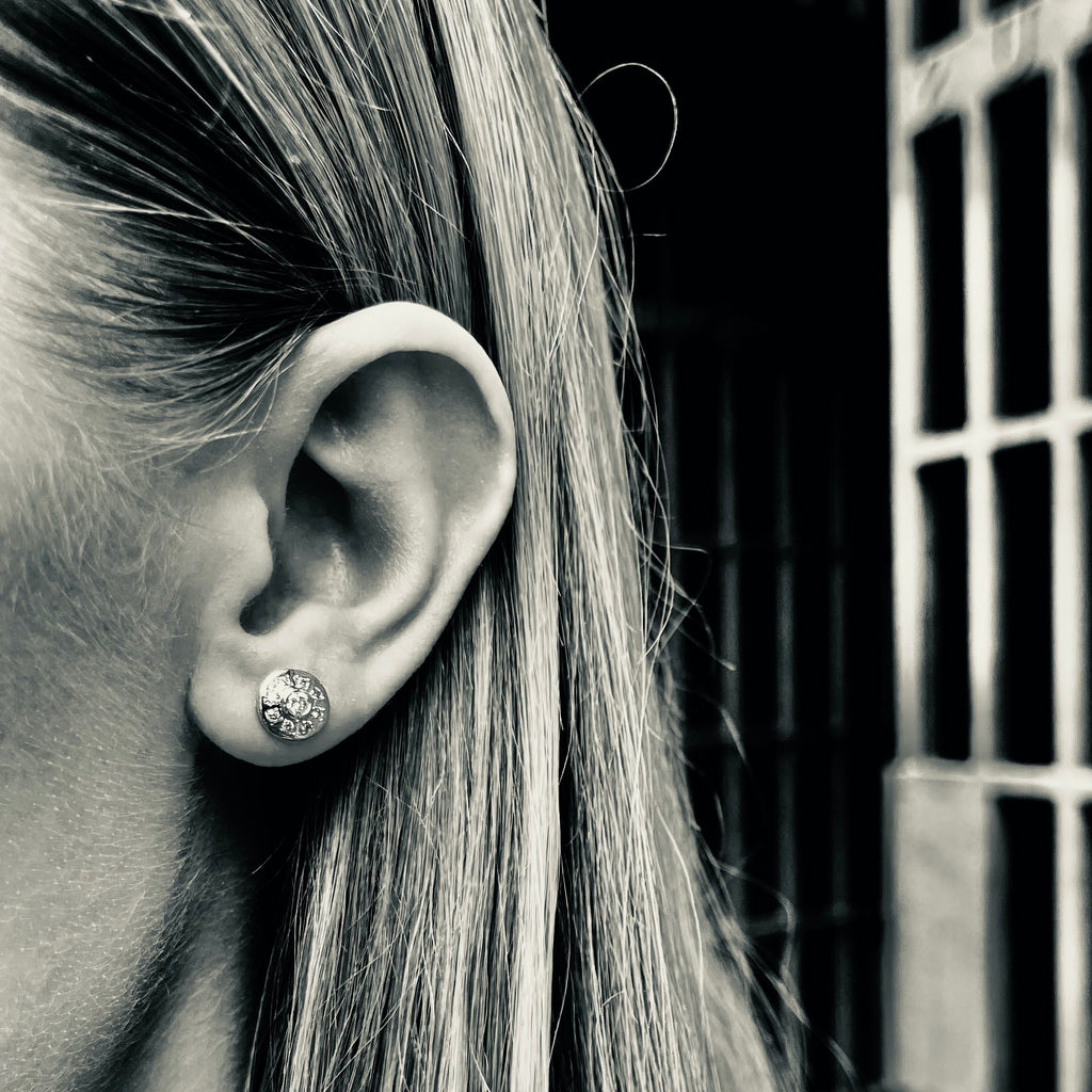 NEW VINTAGE, Studs, Gold/White