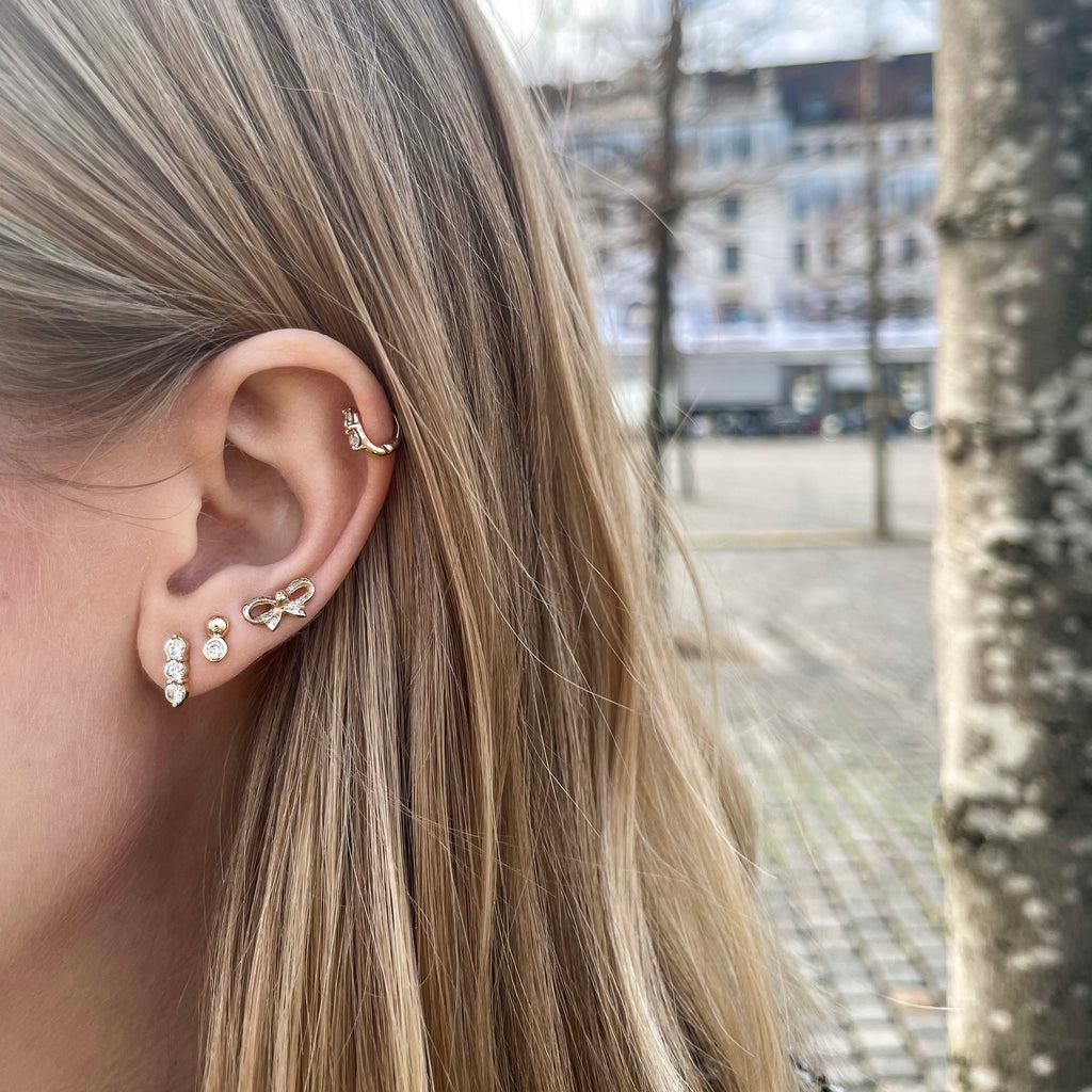 SEATTLE, Tech Duo Studs, Gold/Diamond