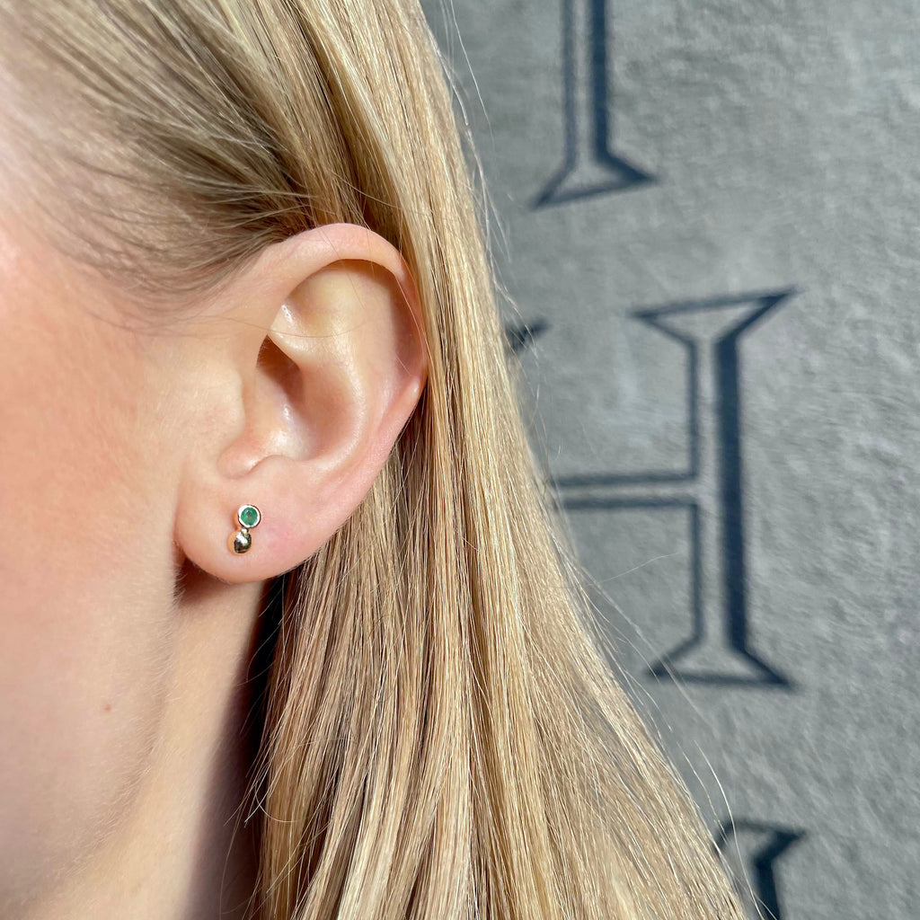 SEATTLE, Tech Duo Studs, Gold/Emerald