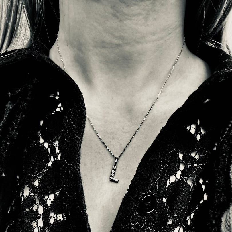 LETTERS, L Diamond Pendant 0,10ct, Gold/Diamonds