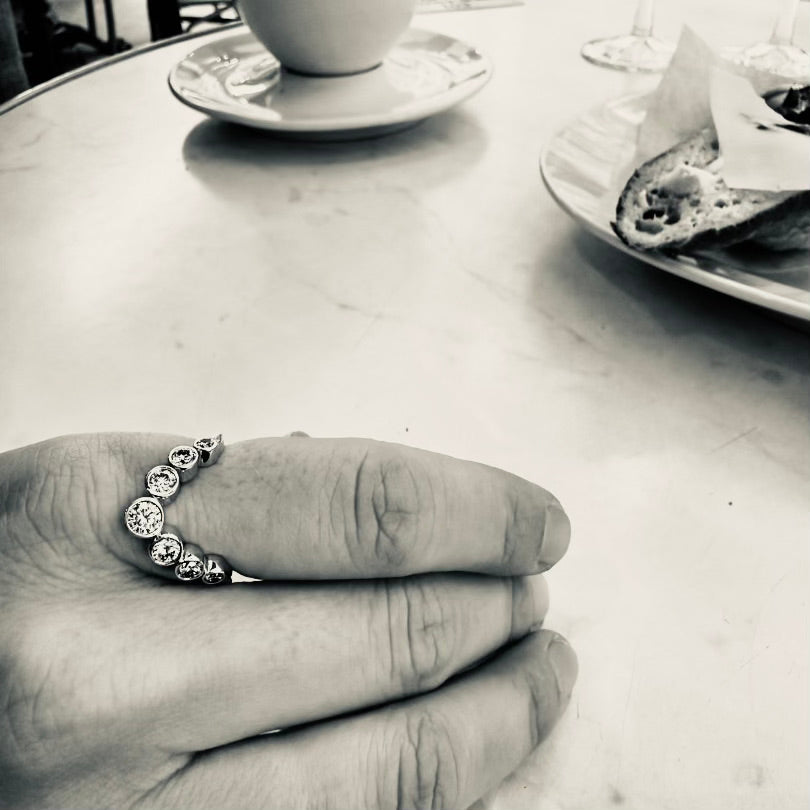 VENICE, dei Christi Large V 1,02ct, Gold/Diamonds