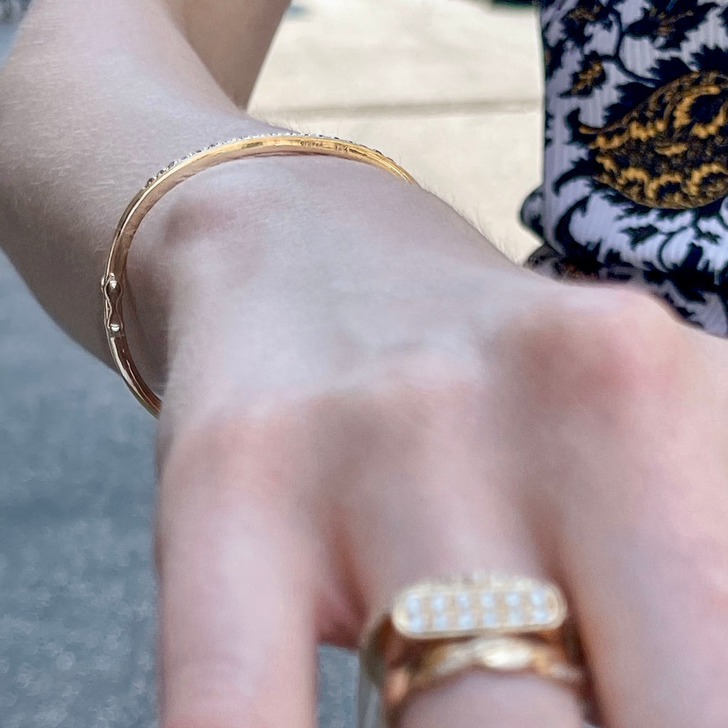 DIAMONDS, 1/4-Line Large Diamonds-Bangle, gold/white