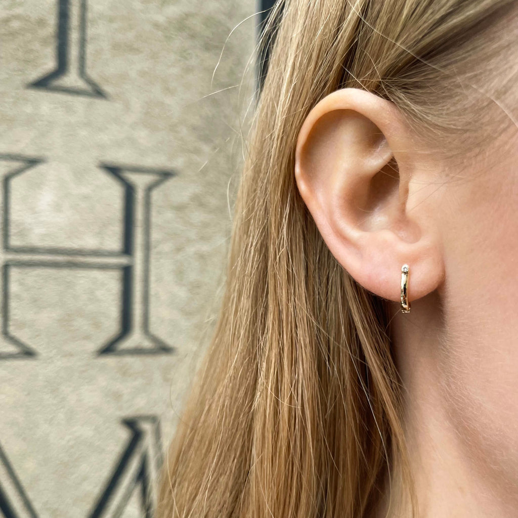 DUBLIN, Huggies 11mm, Gold/Diamond