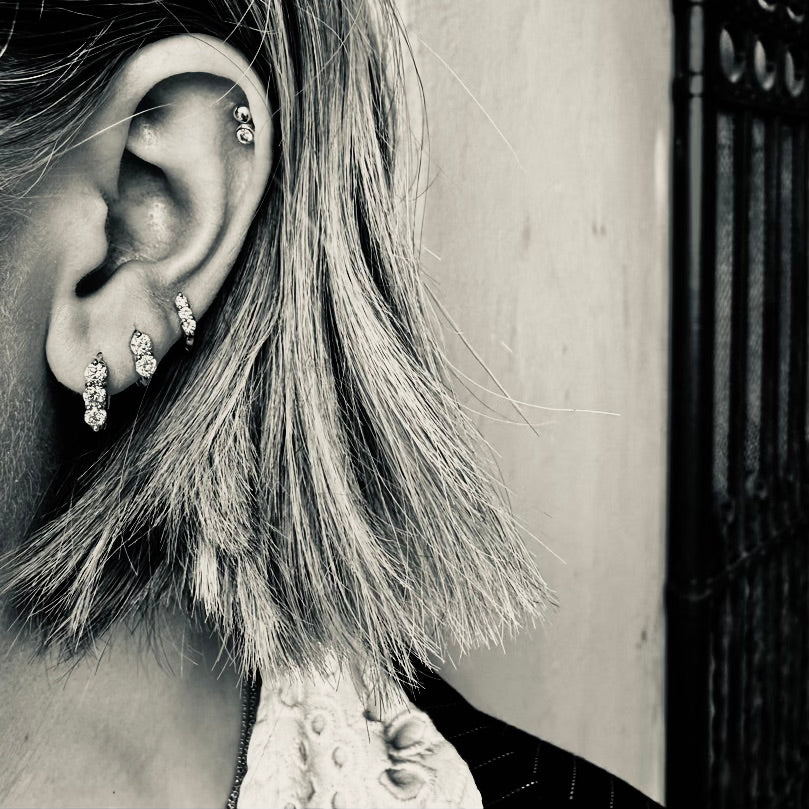 OLYMPIA, Hermes huggies 12mm 0,66ct, White/White