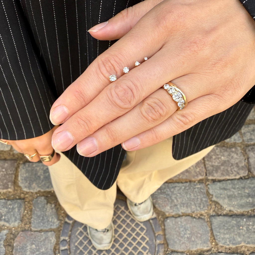 OLYMPIA, Artemis Studs 0,40ct, Gold/White