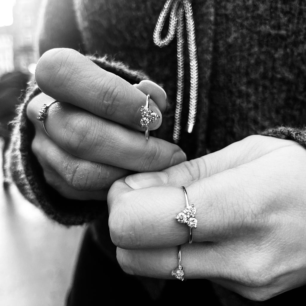 OLYMPIA, Hermes Ring, White Gold