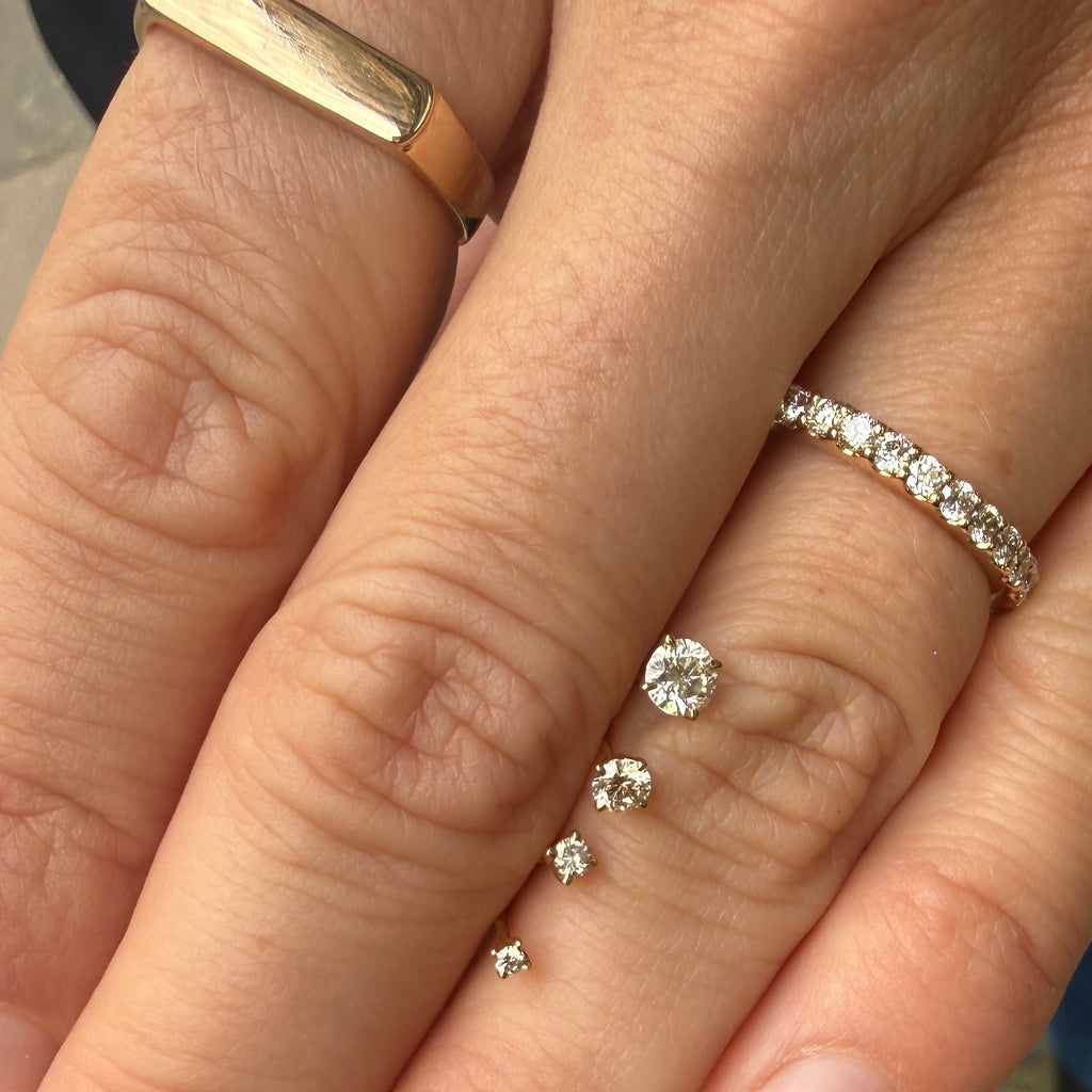 OLYMPIA, Artemis Stud 0,22ct, Gold/White