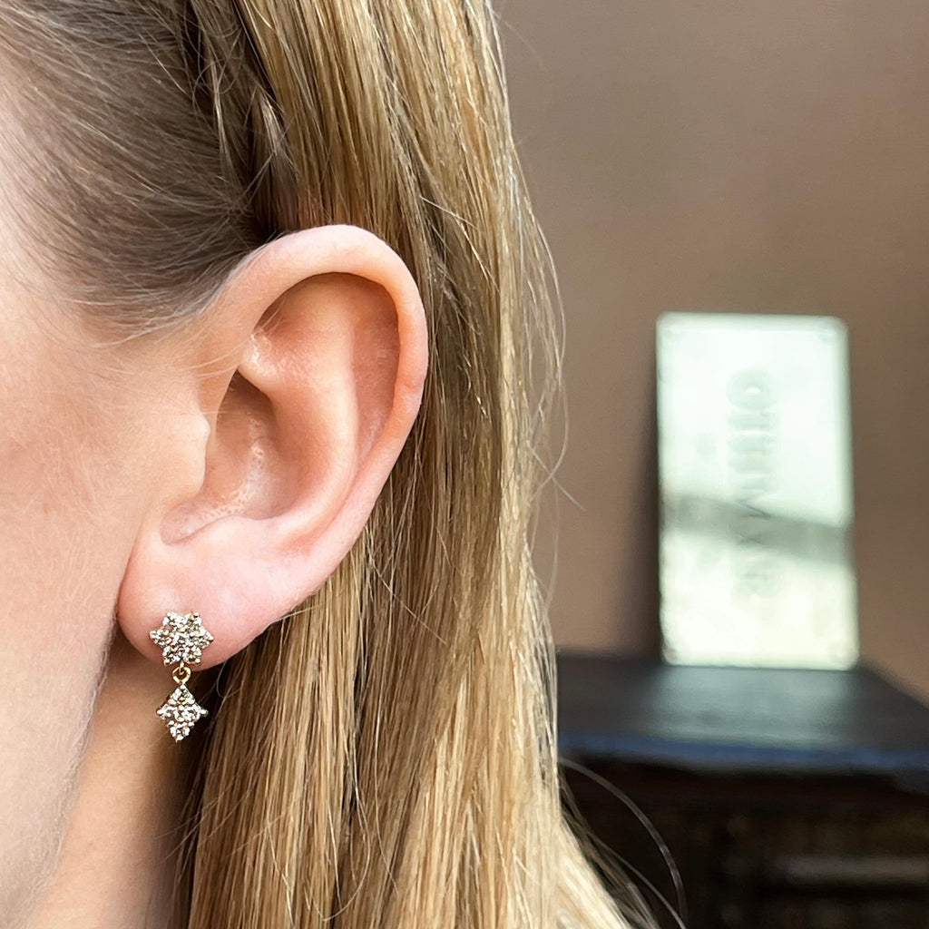 TUSCANY, Pitigliano Earring, Gold/White