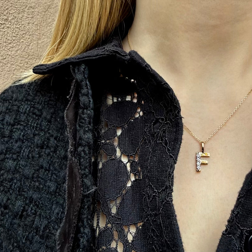 LETTERS, F Diamond Pendant 0,10ct, Gold/Diamonds