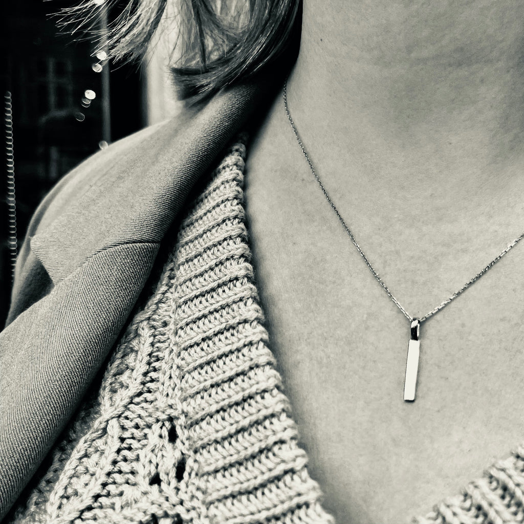 LETTERS, I Mega Pendant, Gold