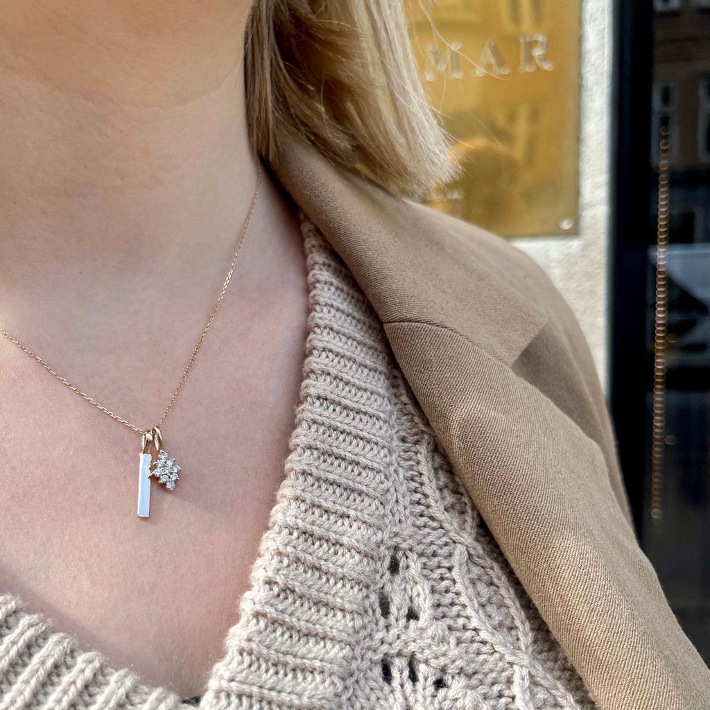 LETTERS, I Mega Pendant, Gold