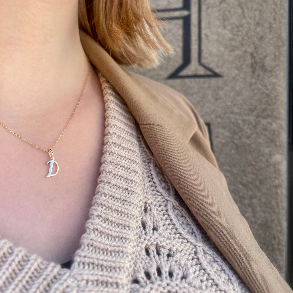 LETTERS, D Pendant, Gold