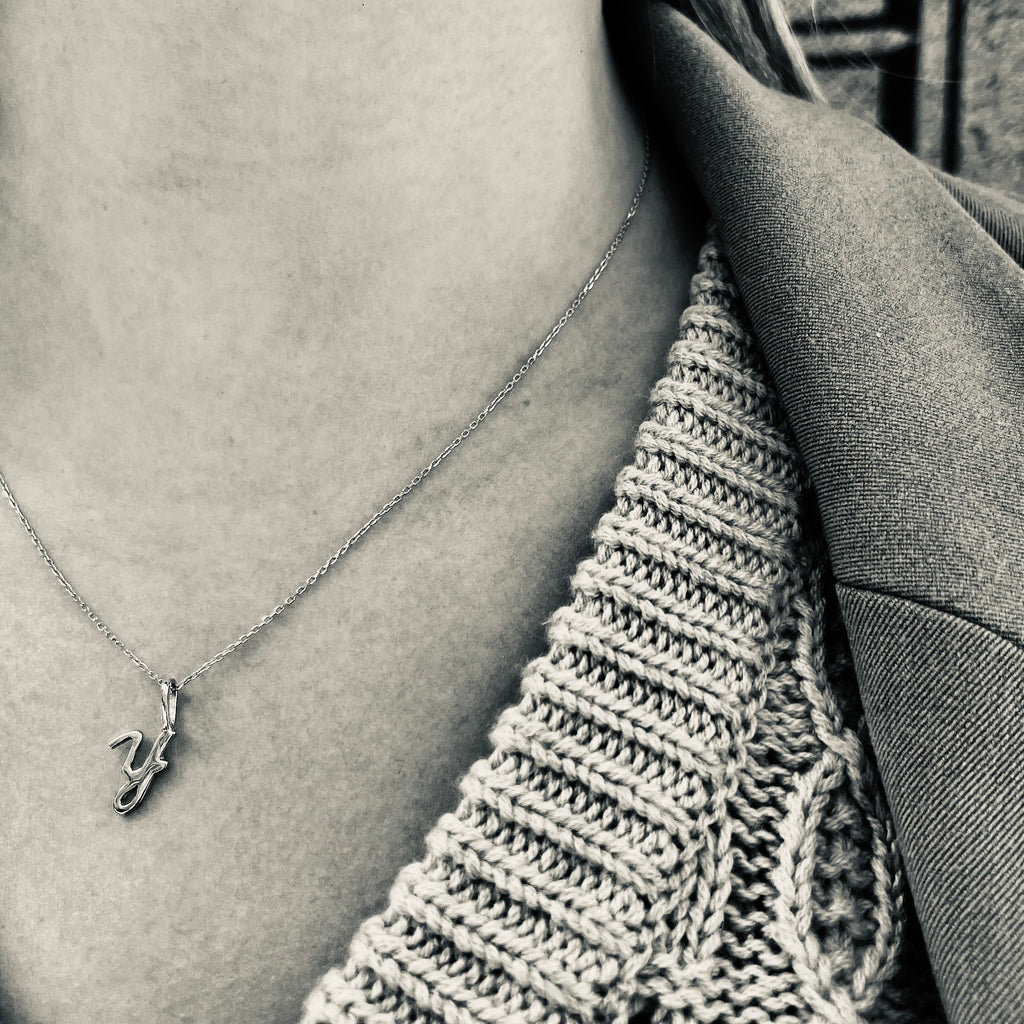 LETTERS, Y Pendant, Gold