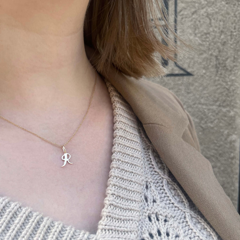 LETTERS, R Pendant, Gold