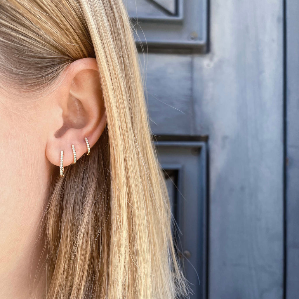 ALIGNED, NEW Slim Huggies 12/9, Gold/White