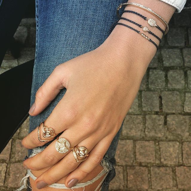 MODERN VINTAGE, V-ring