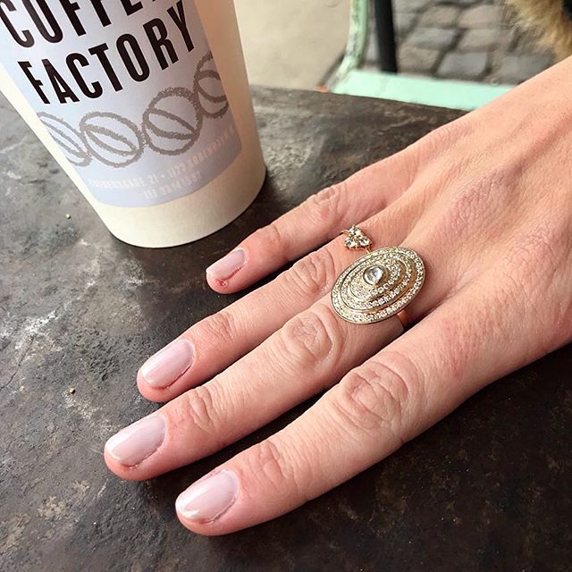 MODERN VINTAGE, Victorian Luxury 0,90ct Ring, Gold/White