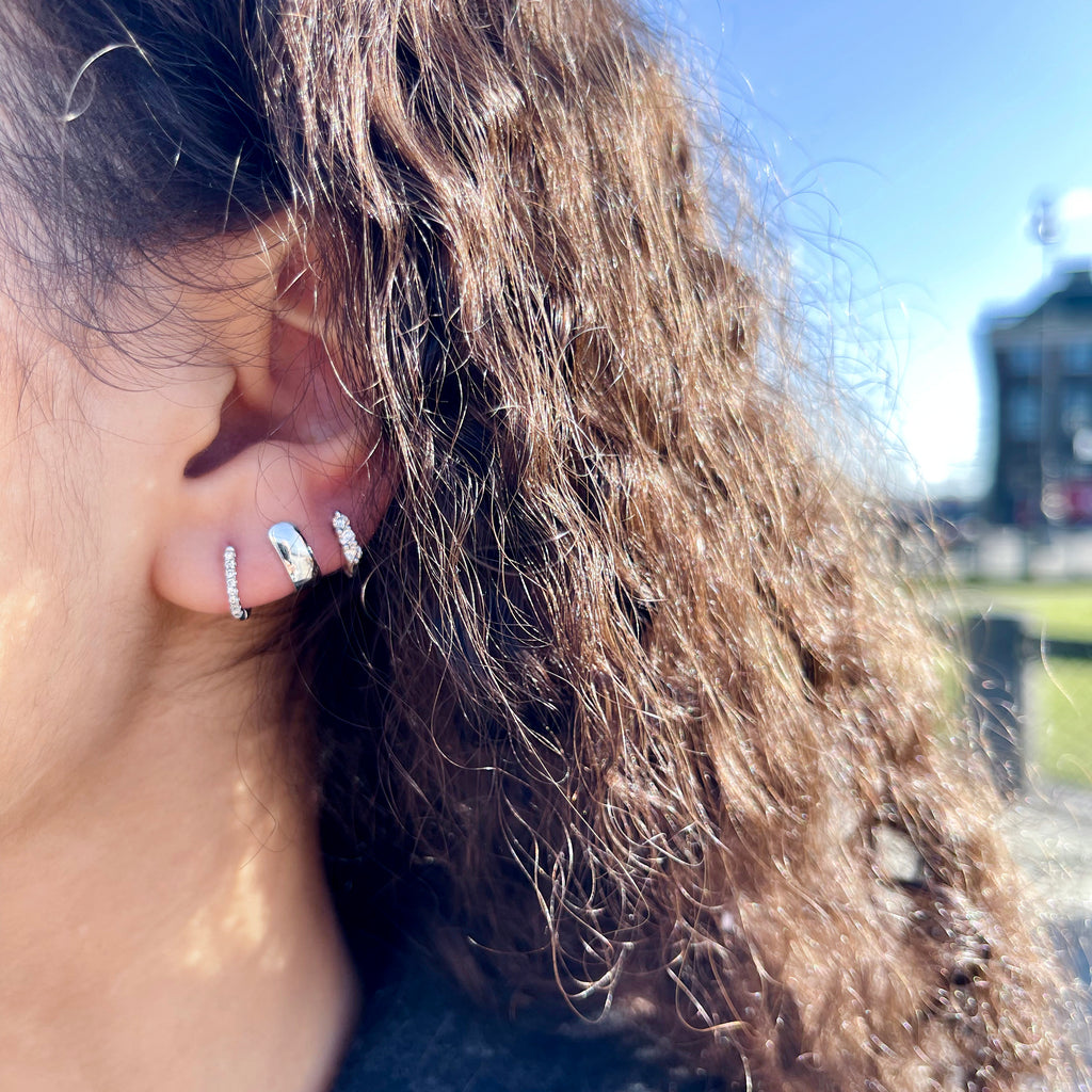 BASIC, Wide, flat hoops, White Gold