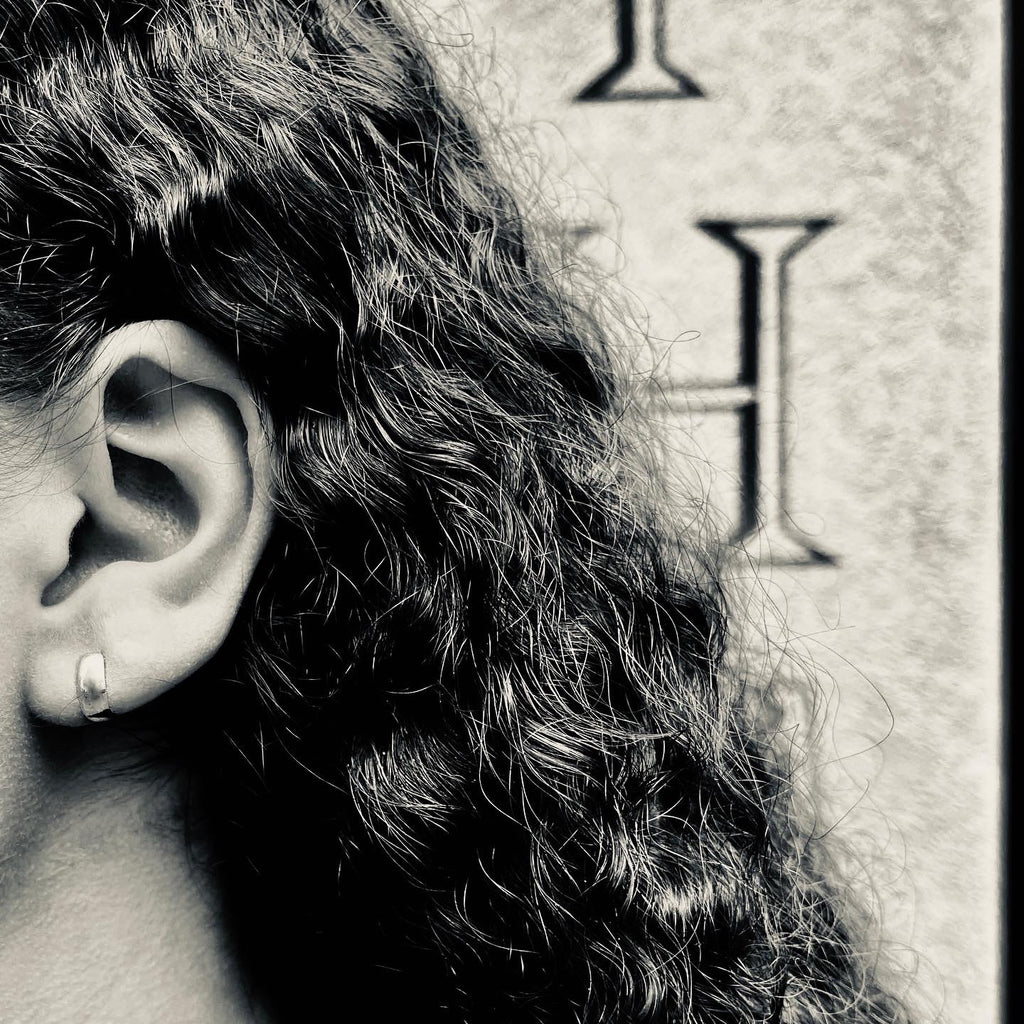 BASIC, Wide, flat hoops, White Gold