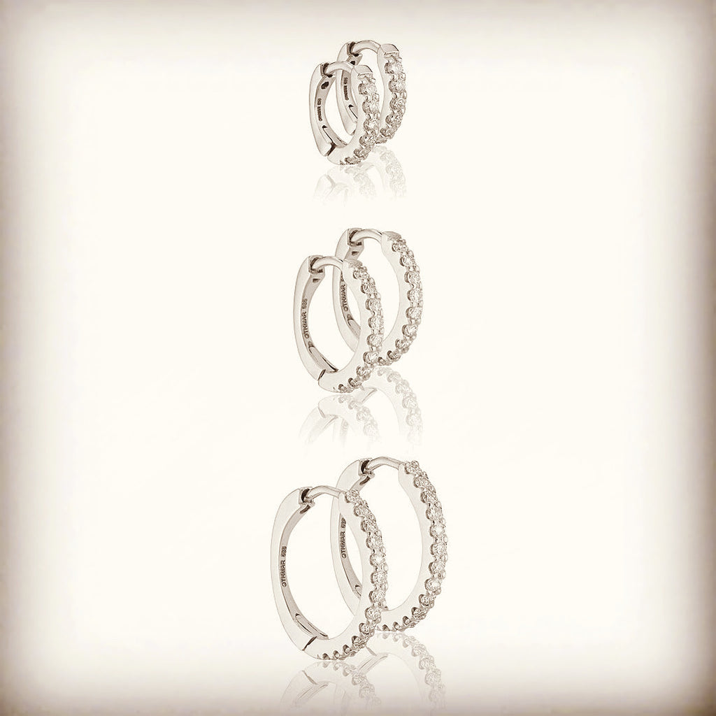 ALIGNED, EVEN round huggies 12mm 0,20ct, White/White