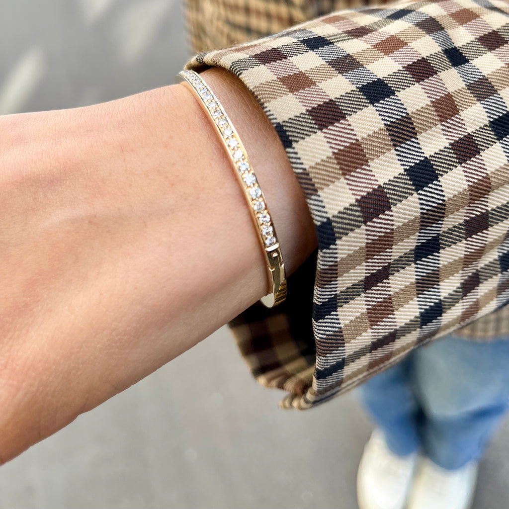 DIAMONDS, 1/2-Line Large Diamonds-Bangle, gold/white