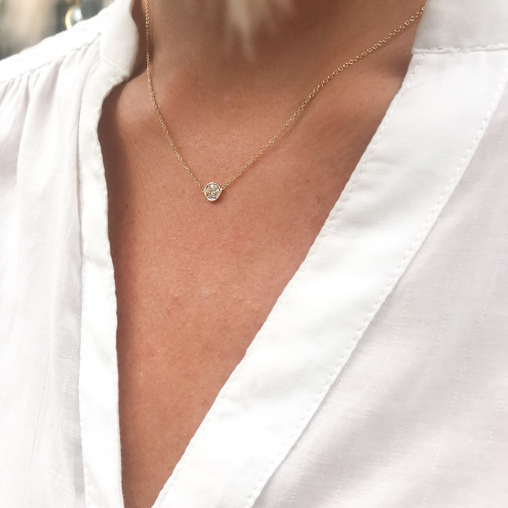 CIRCLE LINE, Tiny Circle Necklace, Gold/White