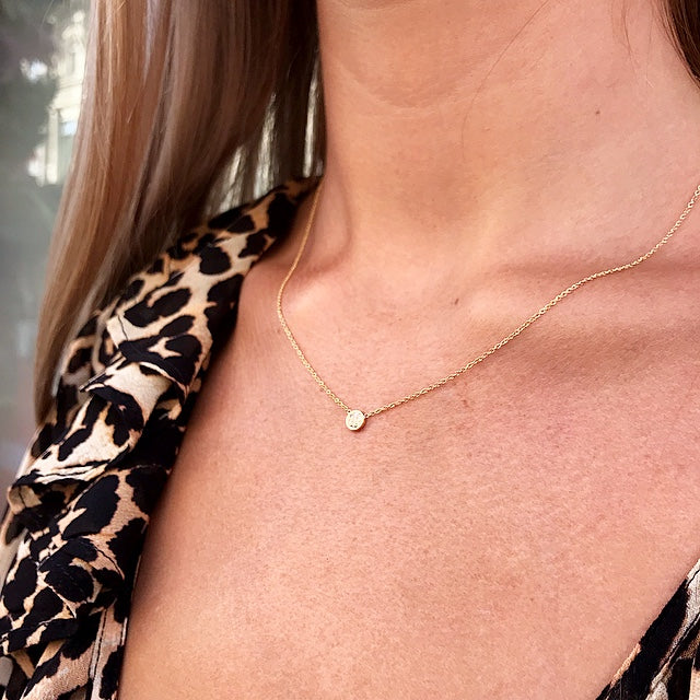 CIRCLE LINE, Tiny Circle Necklace, Gold/White